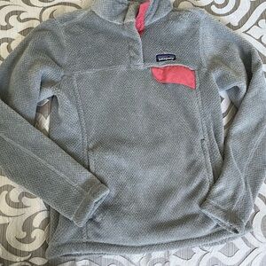 Patagonia Gray and Pink Quarter Zip Sweater Pull Over